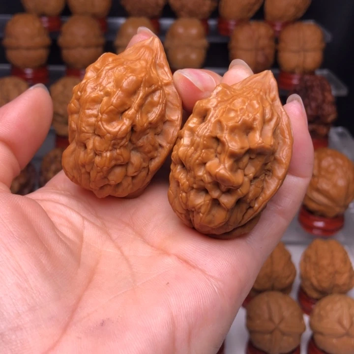 文玩核桃吊坠16毒瘤