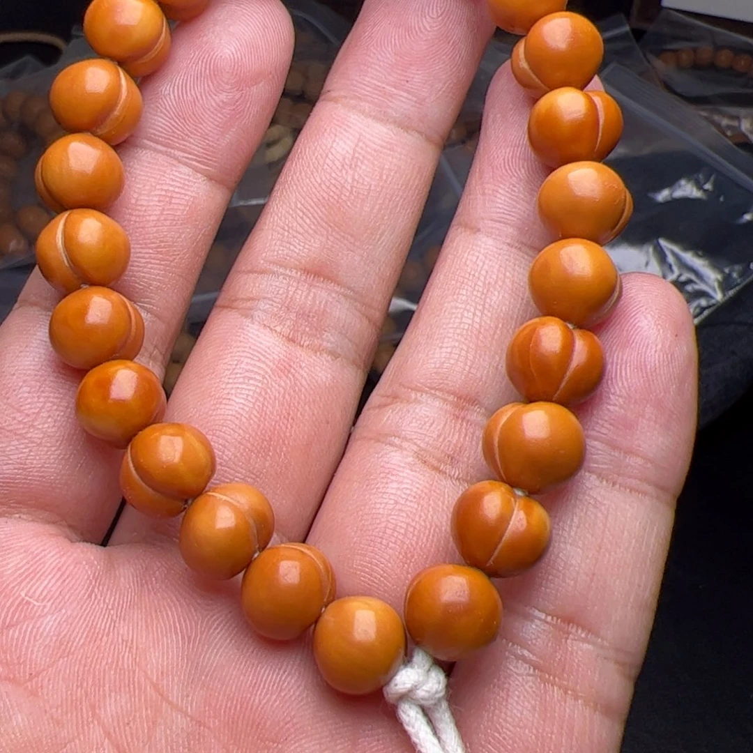 别***.猴头核桃吊坠饿了路