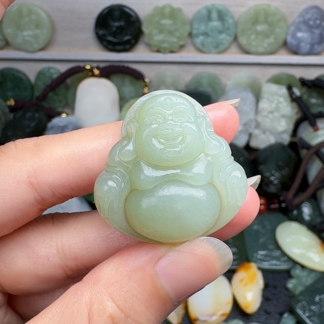 和田玉未镶嵌颈饰嘟*