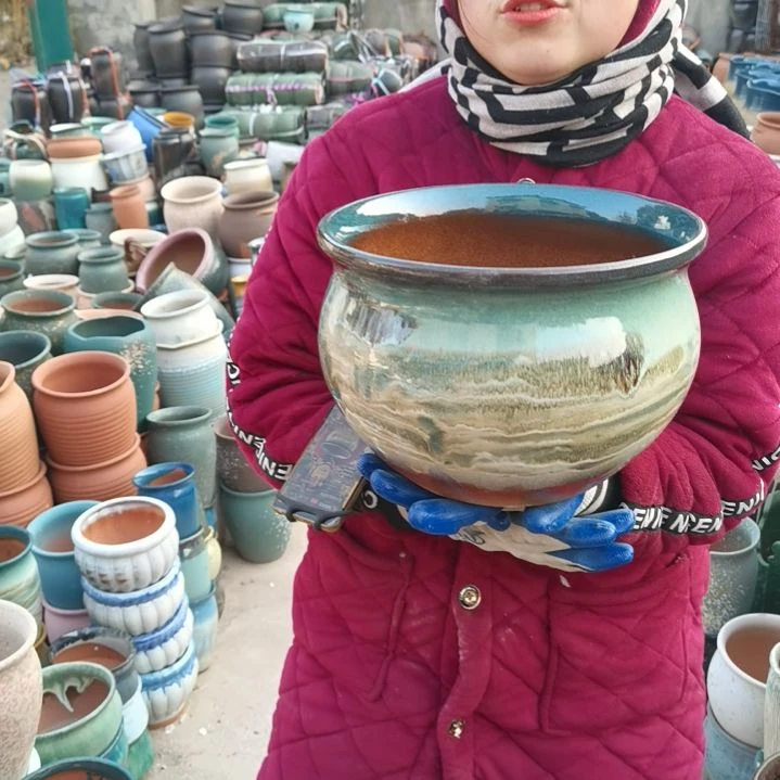 红陶口25高18一个