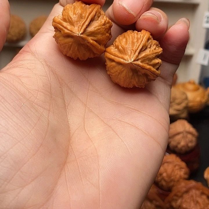 吊坠文玩核桃三棱