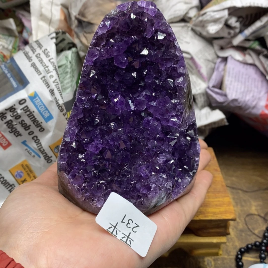 紫晶乌拉圭未镶嵌