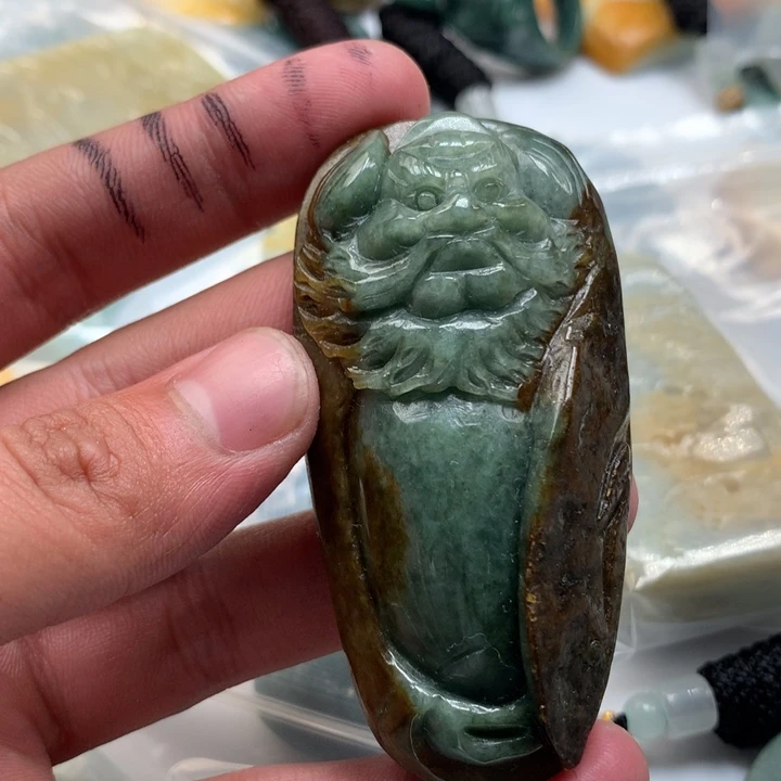 翡翠未镶嵌颈饰保真天然a货翡翠