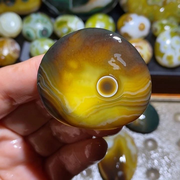 未镶嵌玛瑙/玉髓珠宝半成品144