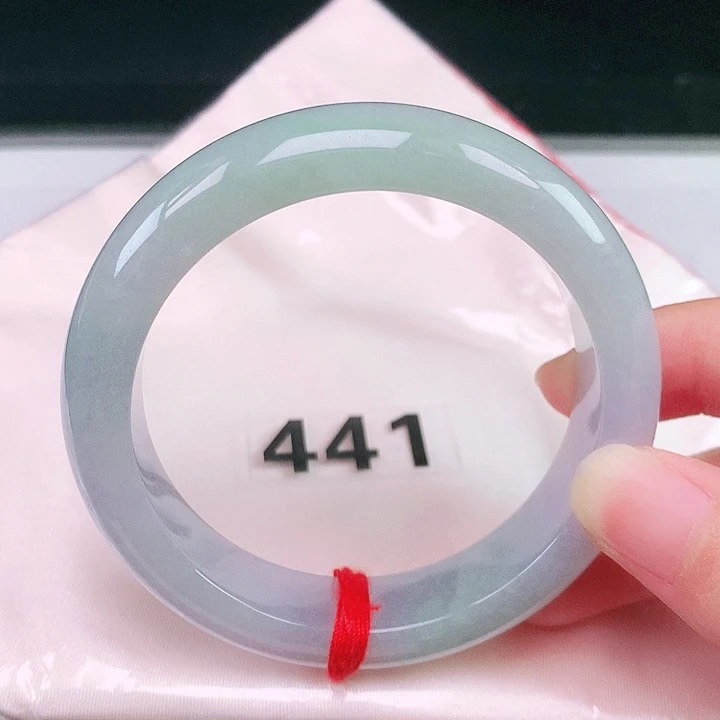 翡翠未镶嵌手镯（圆镯）翡翠手镯