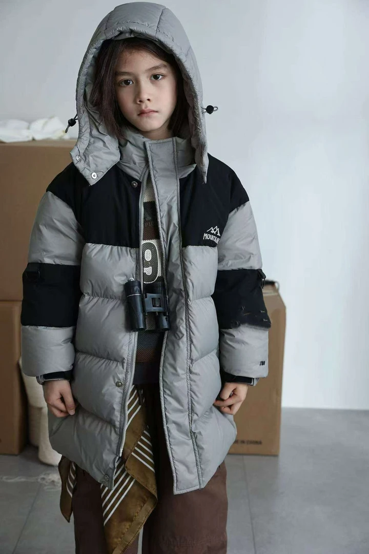 502 儿童时尚冬季撞色羽绒服休闲风中大童连帽拼色冬中长款保暖