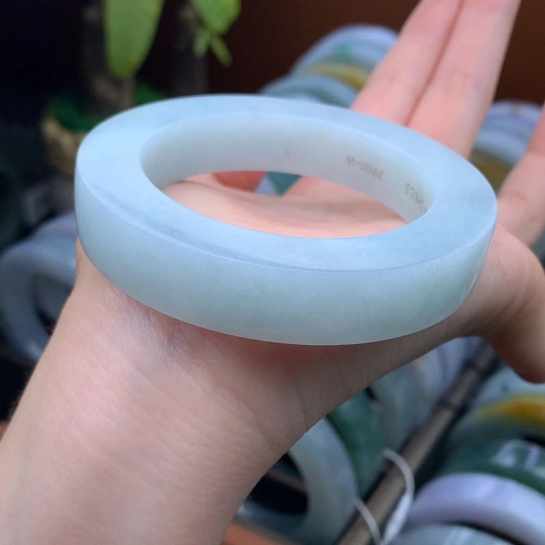 未镶嵌手镯定制翡翠定制不退不换