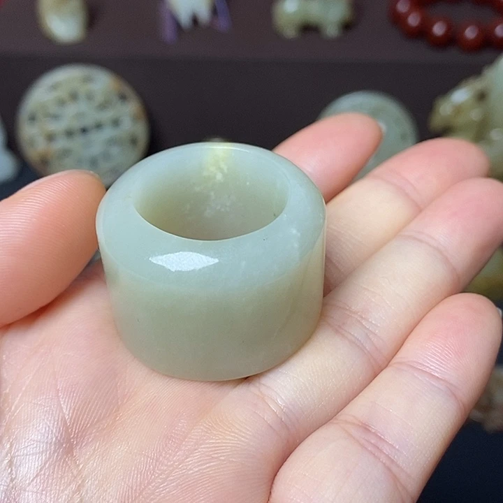 和田玉（糖玉）未镶嵌挂件