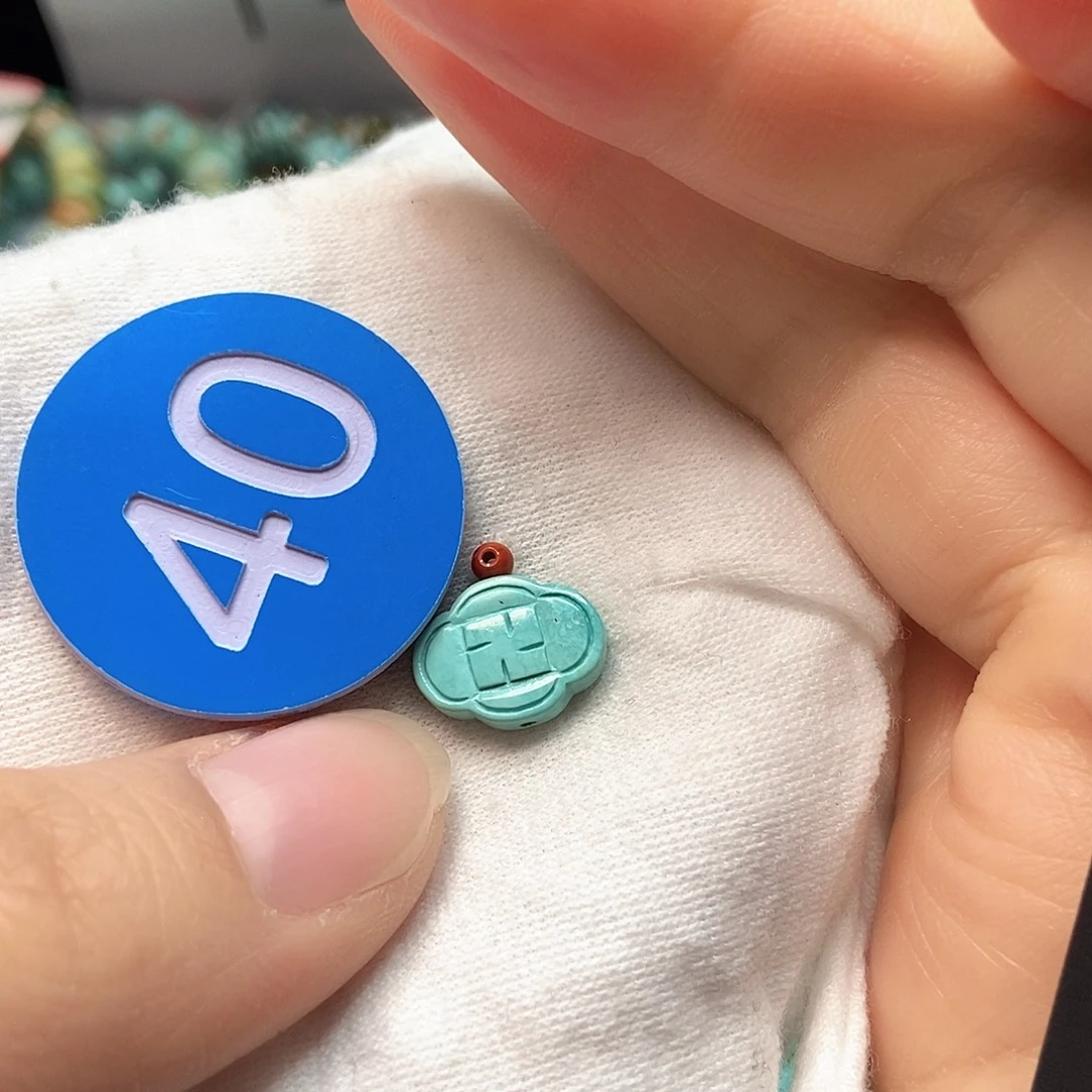 南红玛瑙未镶嵌珠宝奇石