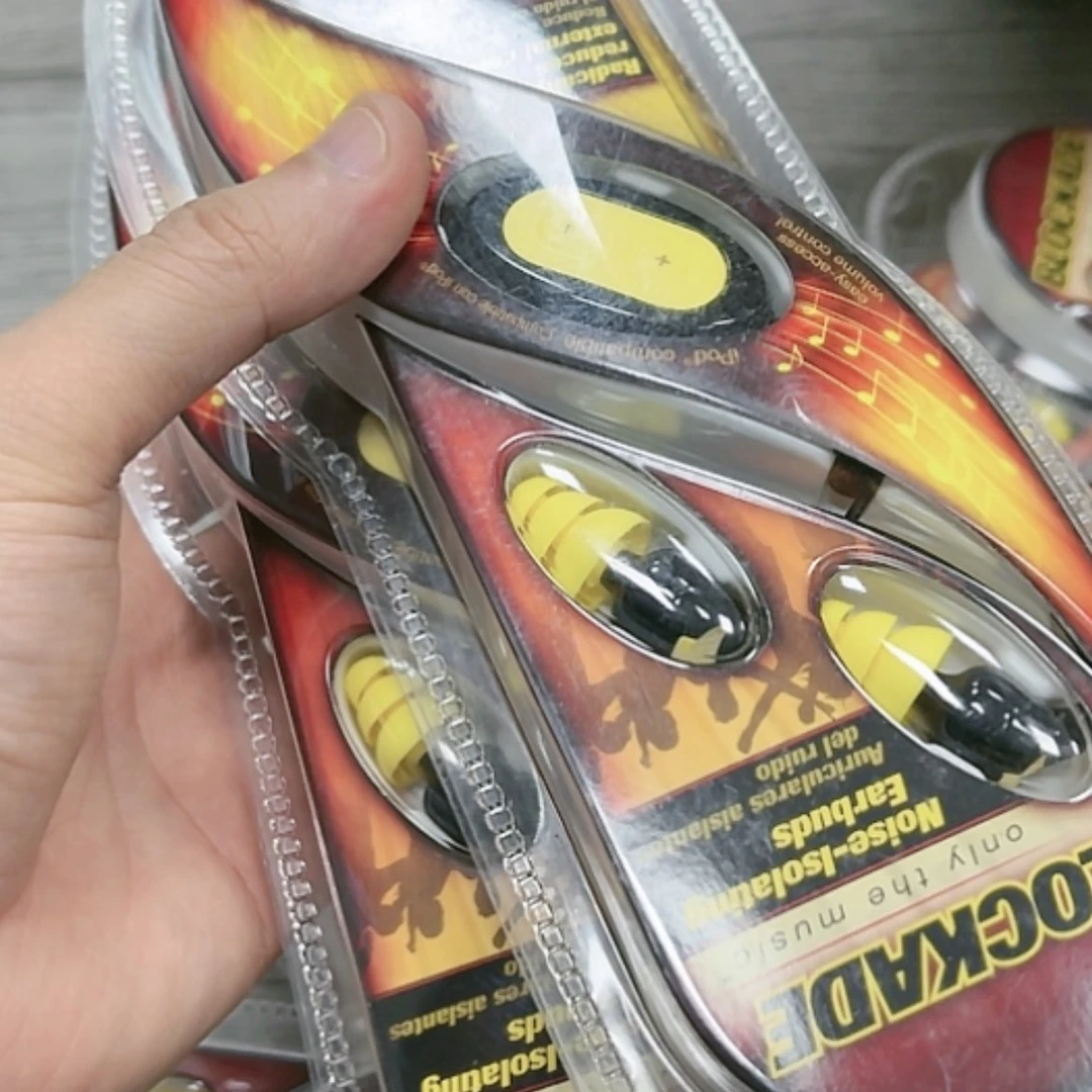 【闪购商品】95新黑色盒装