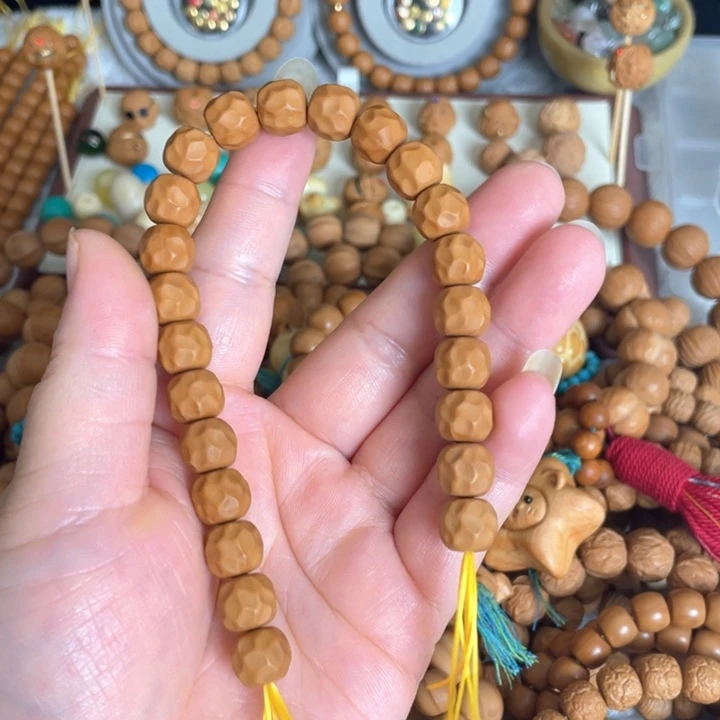 手串猴头核桃微瑕奶酪