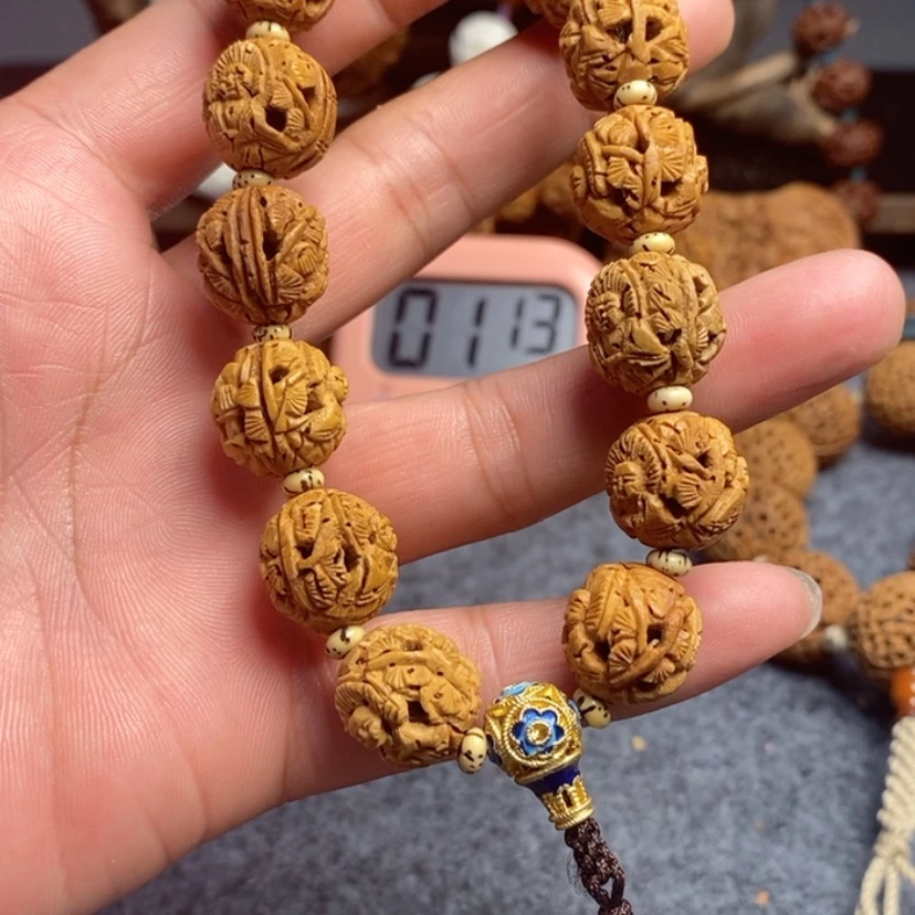 【闪购商品】核桃手串/手链风桃核雕刻
