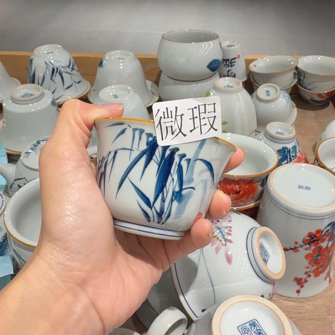 釉下手绘茶具微瑕