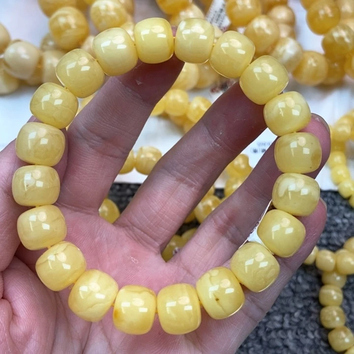 琥珀未镶嵌珠宝奇石3