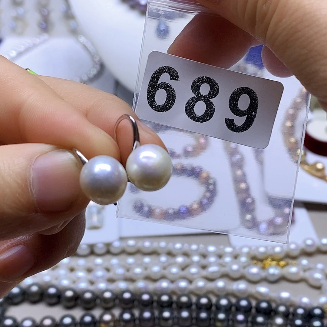 颈饰未镶嵌淡水珍珠