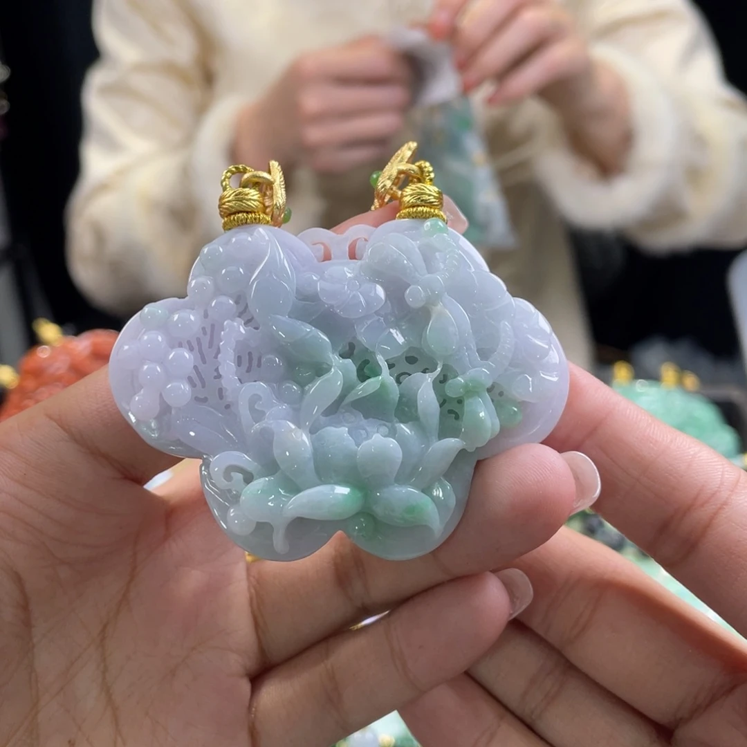 翡翠颈饰未镶嵌代编织