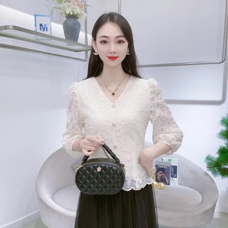 （运费险）2025春季新款设计感七分袖打底衫气质洋气百搭减龄小衫