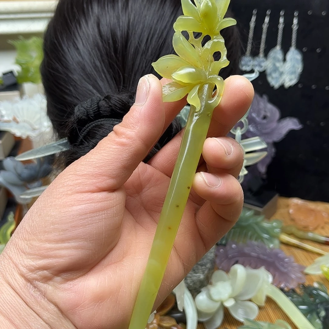 蛇纹石玉未镶嵌岫玉