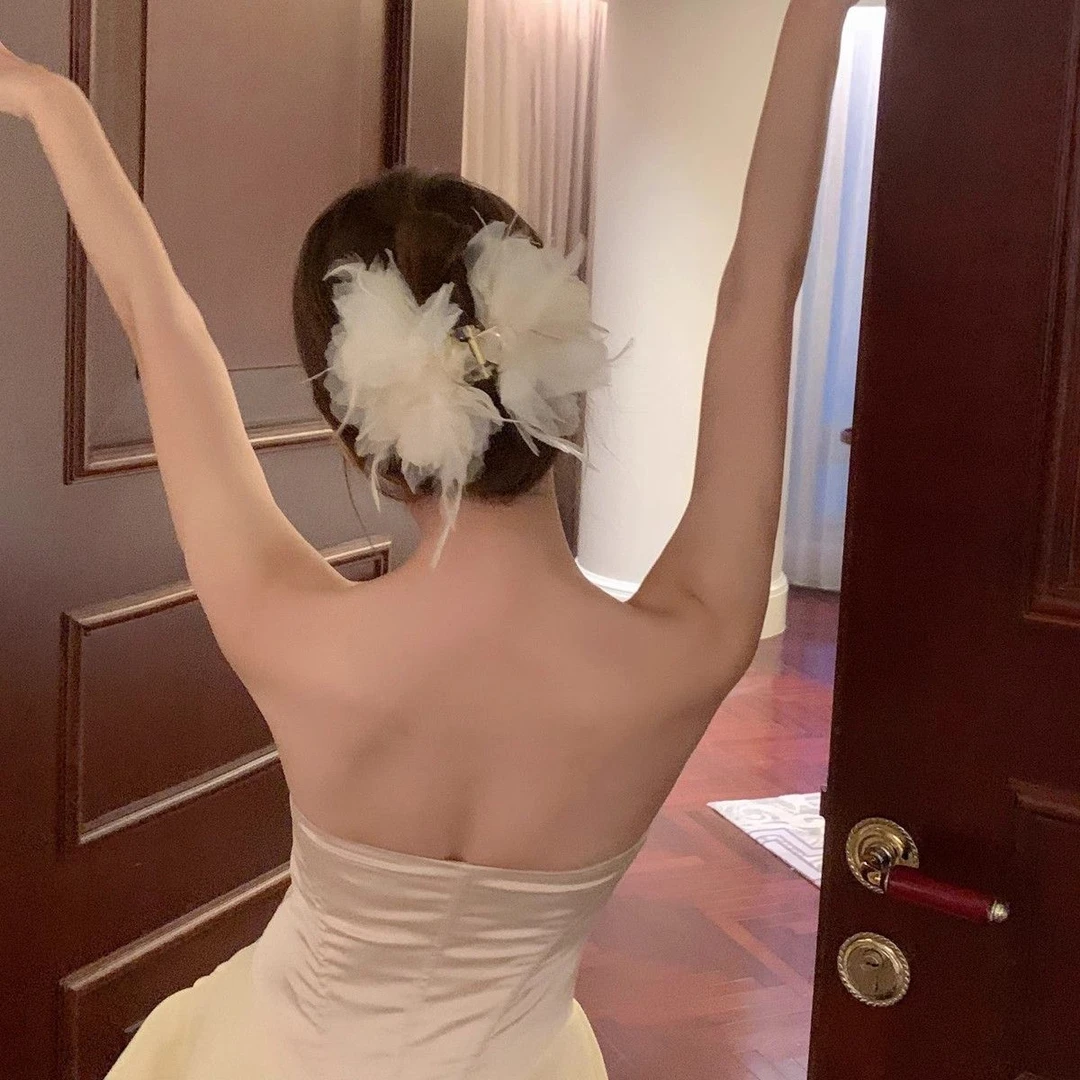 天鹅湖Princess Ballet!氛围感羽毛花朵抓夹发抓盘发鲨鱼夹发饰