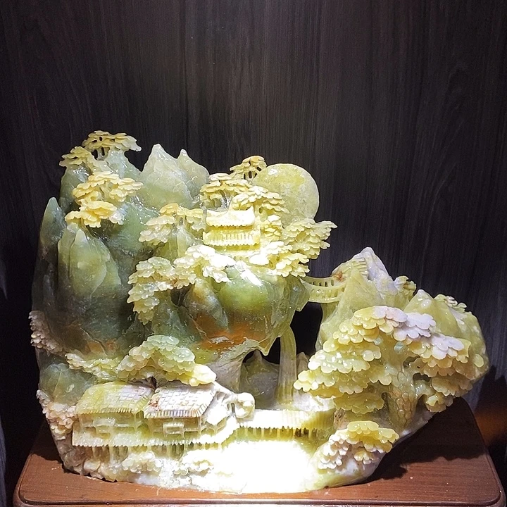 蛇纹石玉（覆膜）合金珠宝奇石