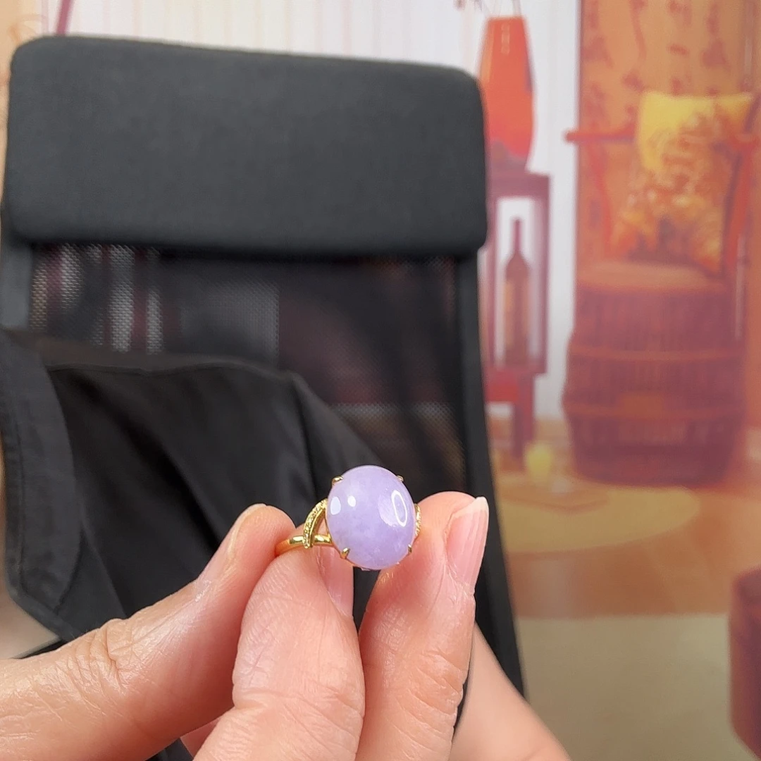 翡翠18K金镶嵌戒指