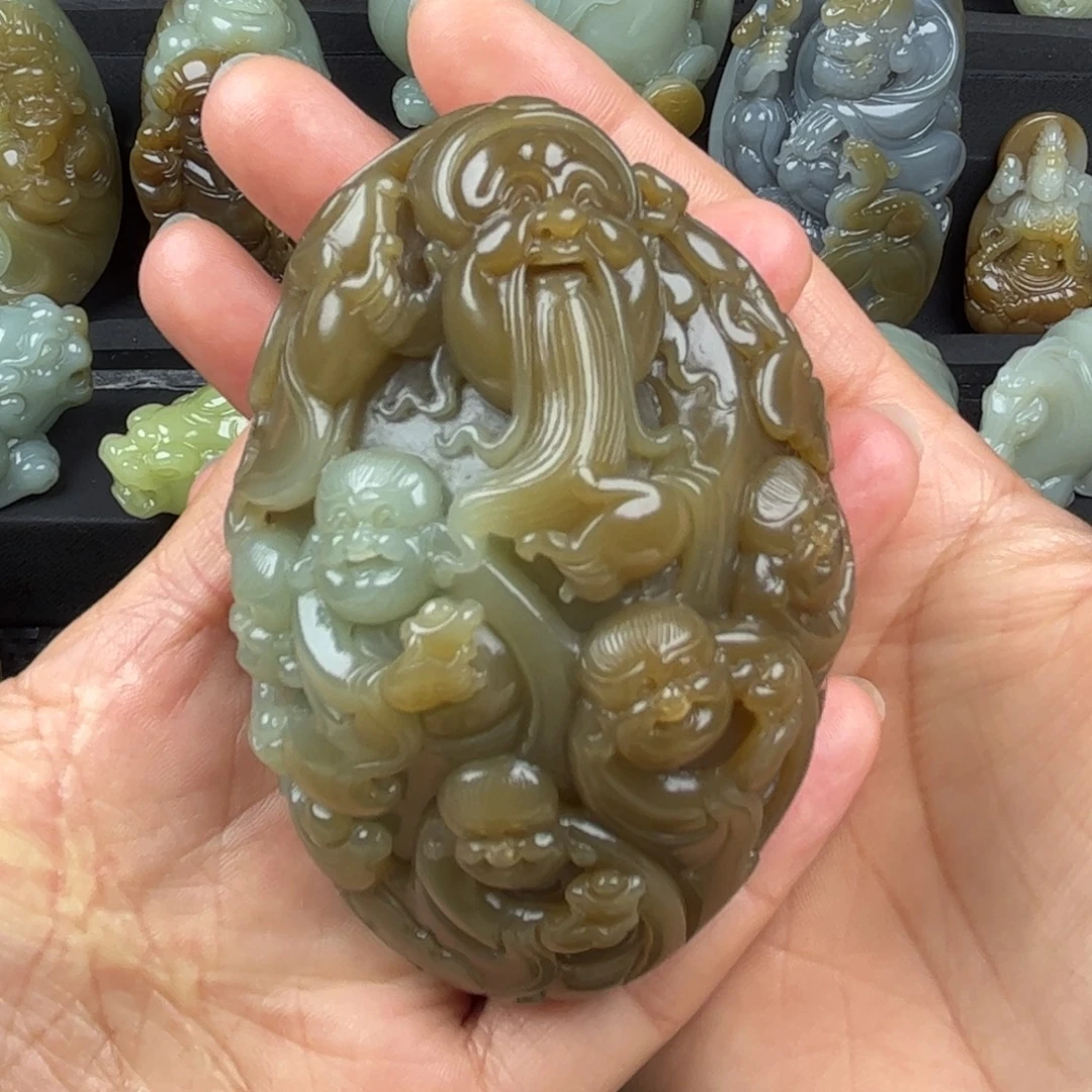 和田玉未镶嵌把件