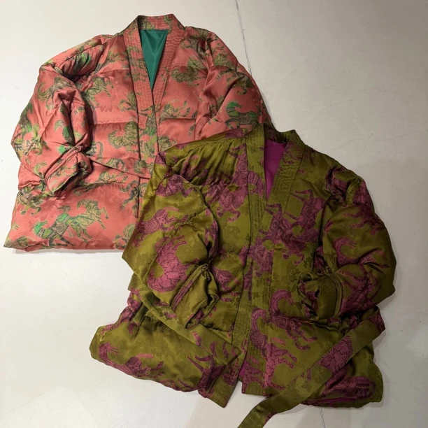 5870# 保暖不褪色冬厚款国风提花羽绒服