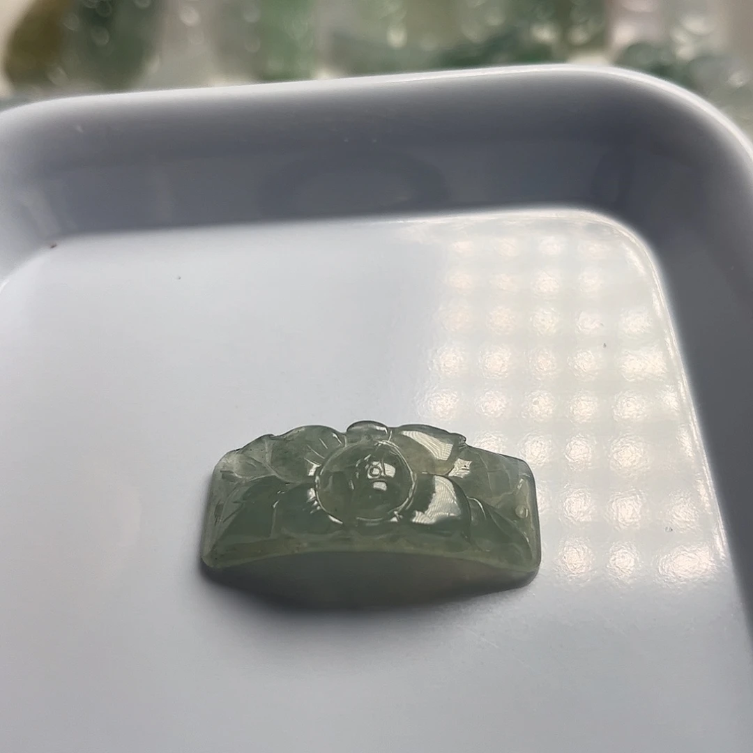 翡翠未镶嵌颈饰天然翡翠
