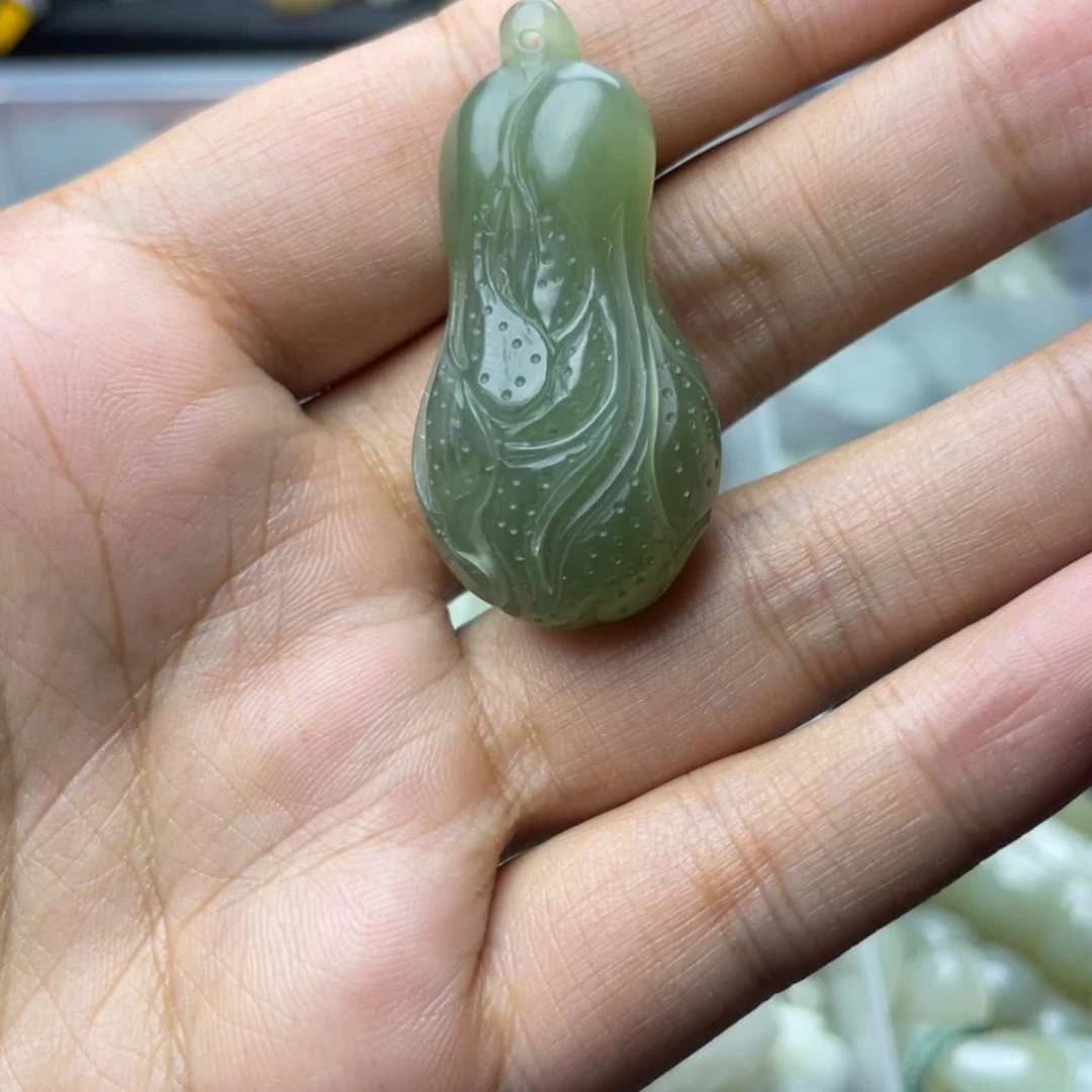 【闪购商品】和田玉未镶嵌颈饰梦**真