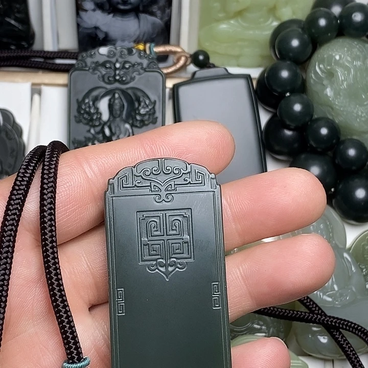 和田玉（青玉）未镶嵌颈饰