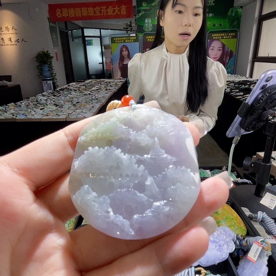颈饰未镶嵌翡翠一