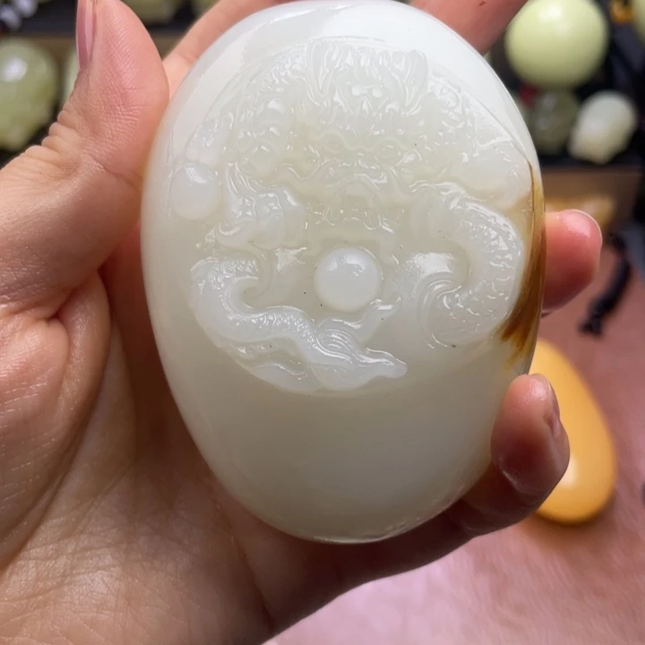 龙***%石材天然古青石手把件