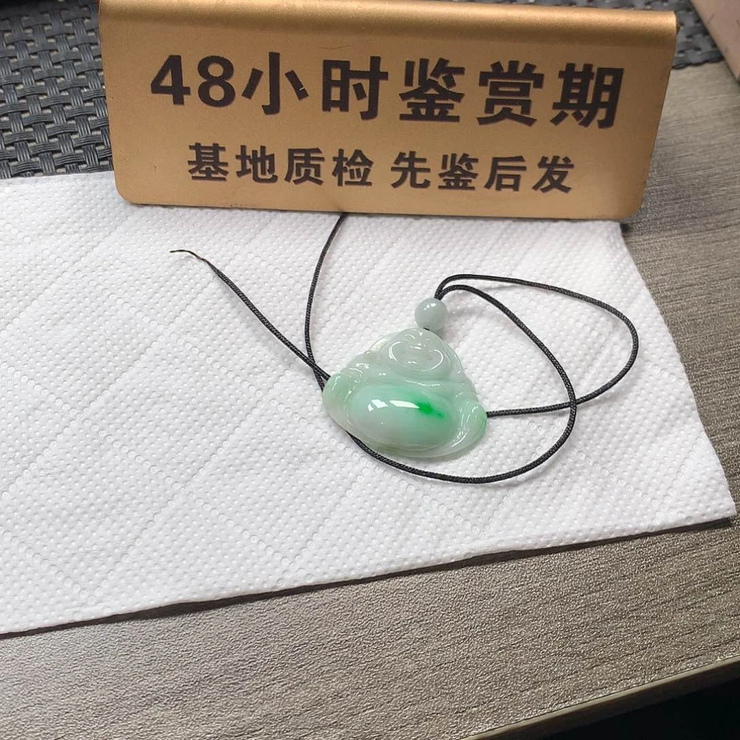 颈饰未镶嵌翡翠佛