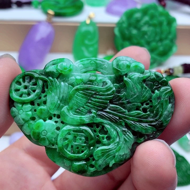 翡翠未镶嵌吊坠(不含链)