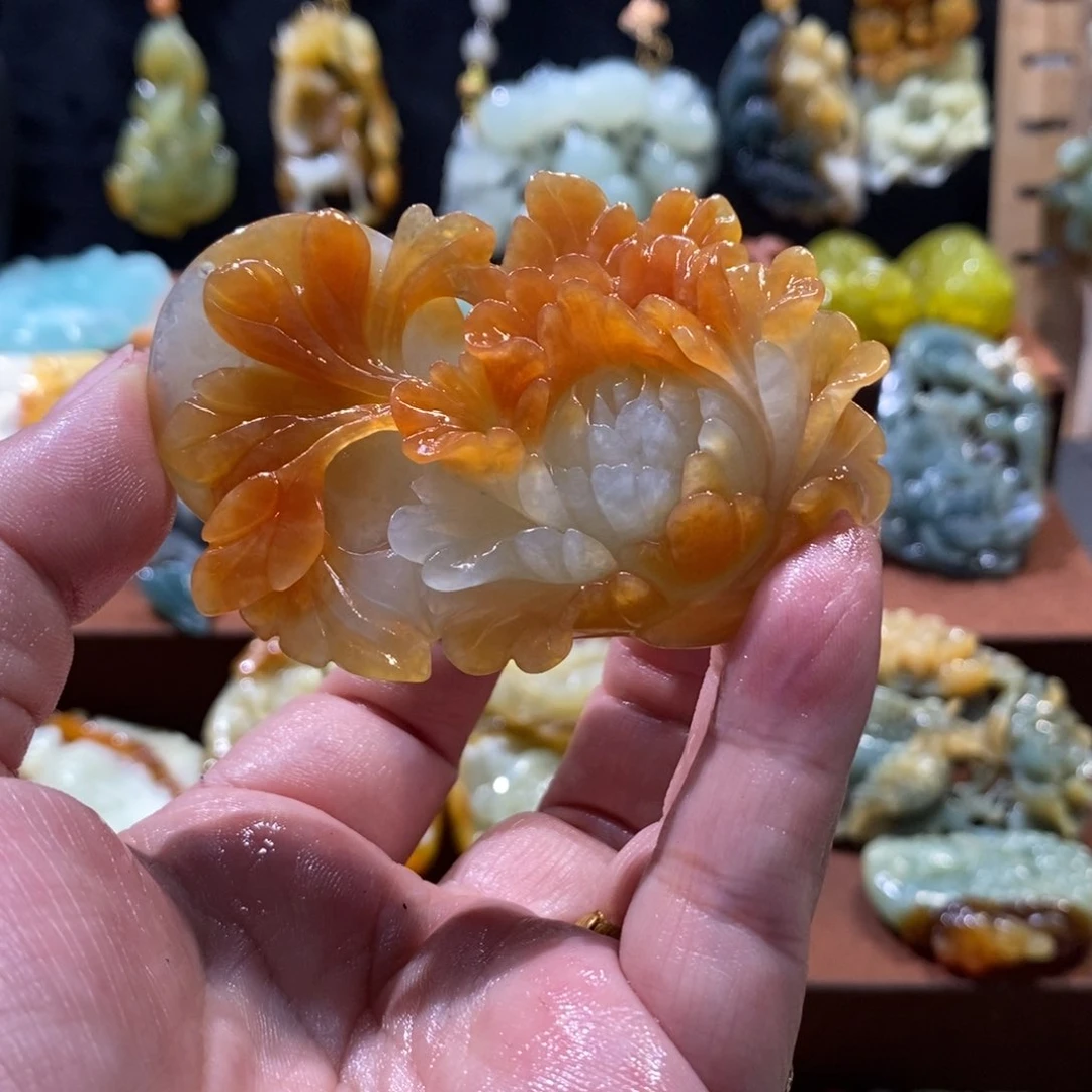 蛇纹石玉颈饰未镶嵌惠*呀