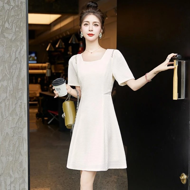 法芬图高端精致白色连衣裙女2025夏季新款小个子法式遮肚减龄裙子
