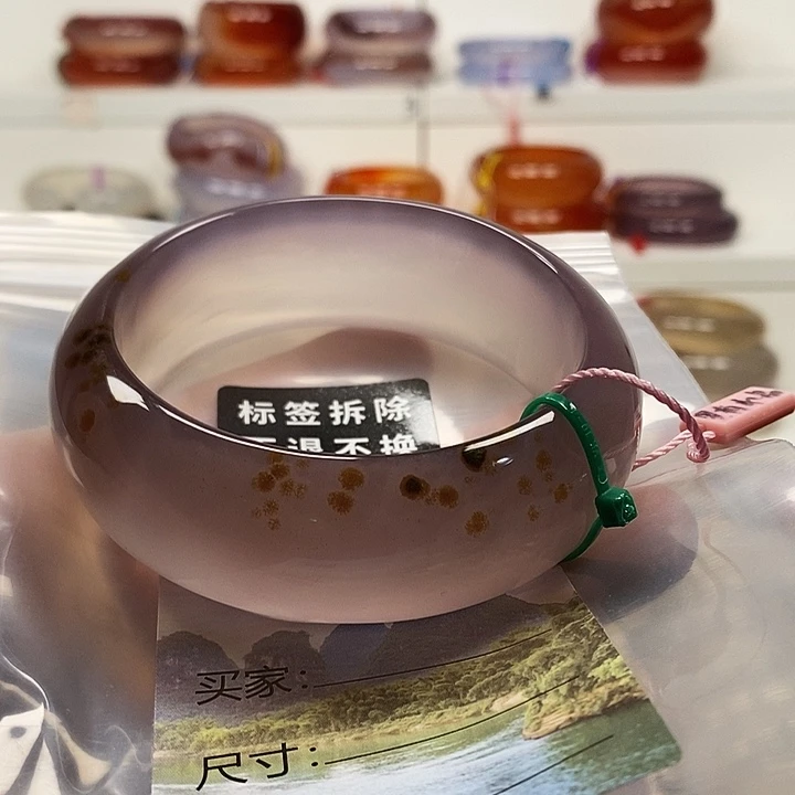 玛瑙/玉髓未镶嵌手镯俏色天然水晶没有裂