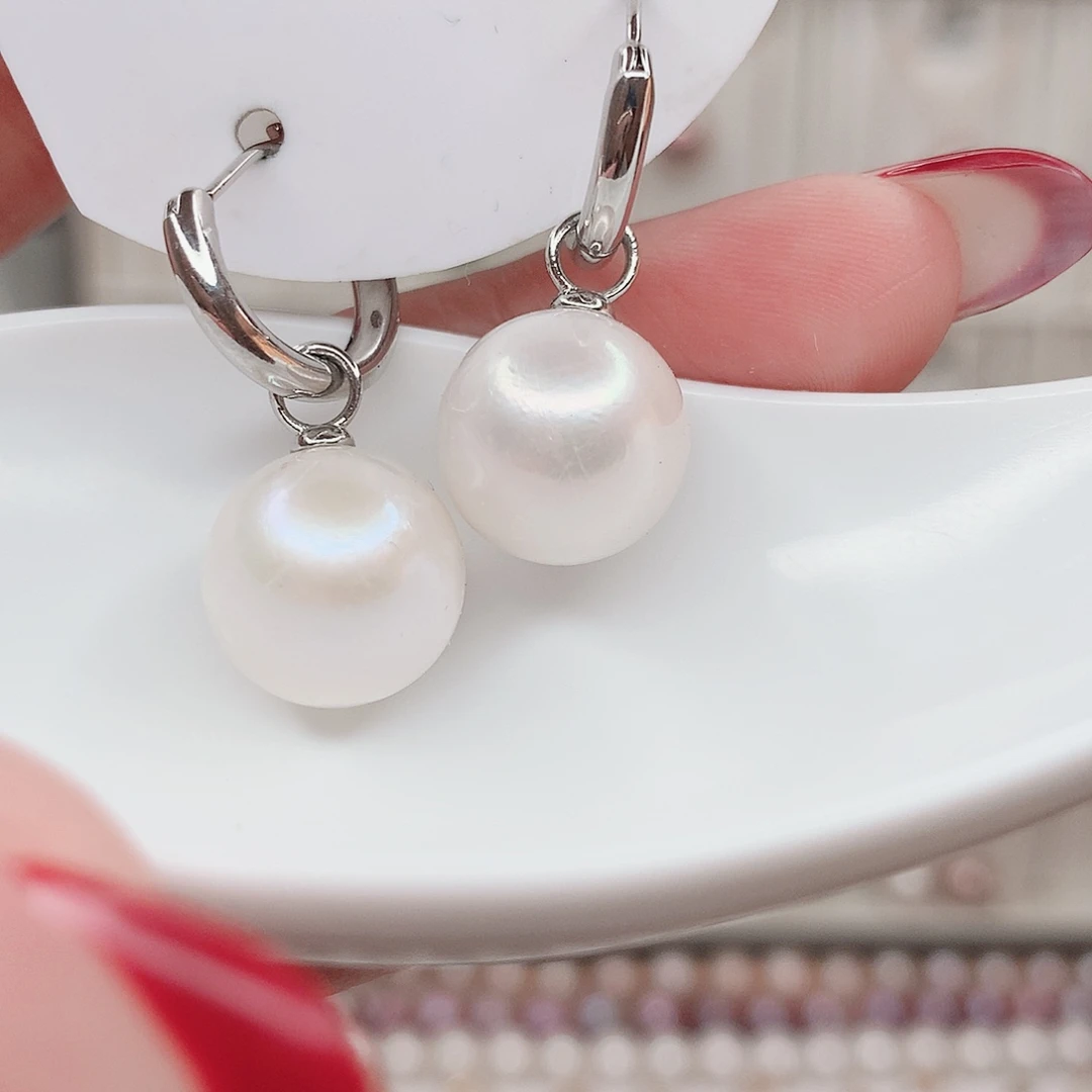 淡水珍珠吊坠(赠链)合金