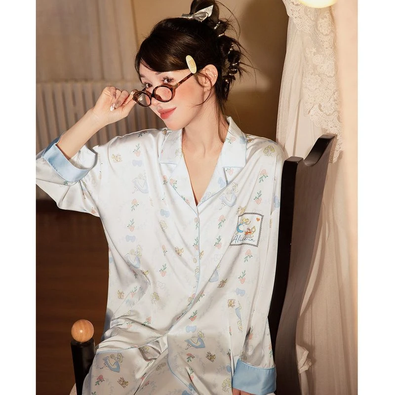 宫蝶正版联名款爱丽丝春夏睡衣女长袖柔软冰丝家居服开衫套装