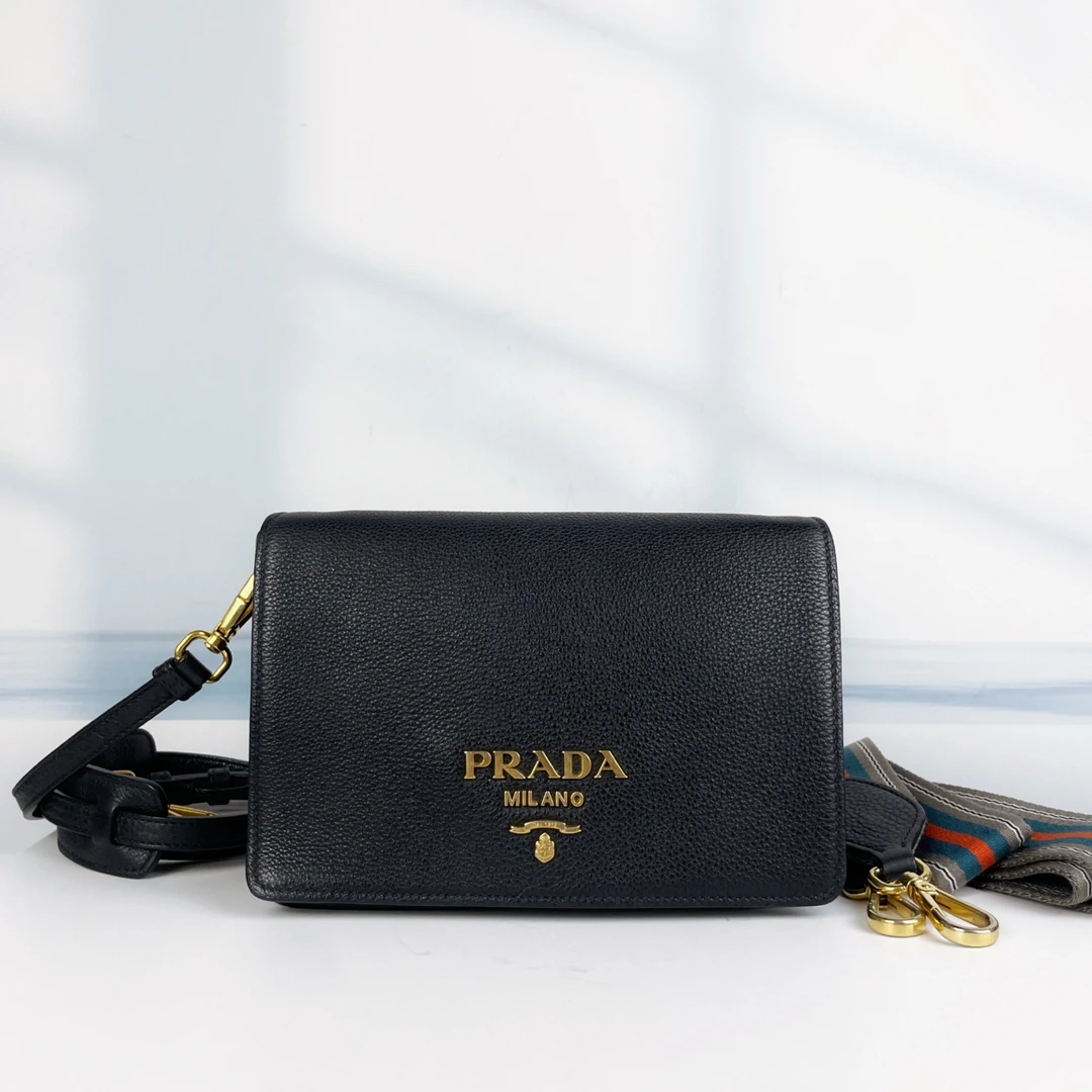99新 Prada/普拉达 vv/C920/112519
