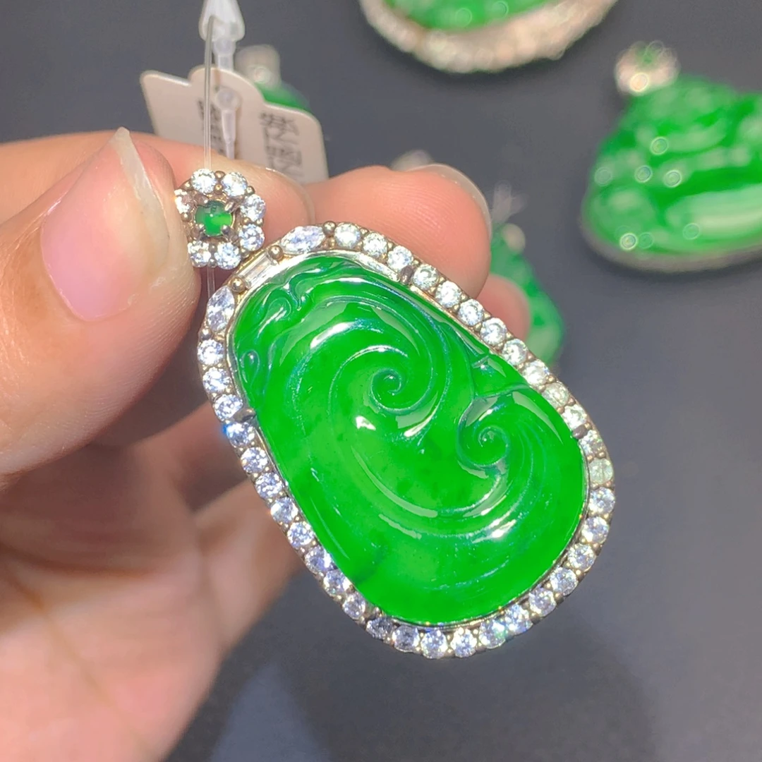 翡翠银S925镶嵌颈饰
