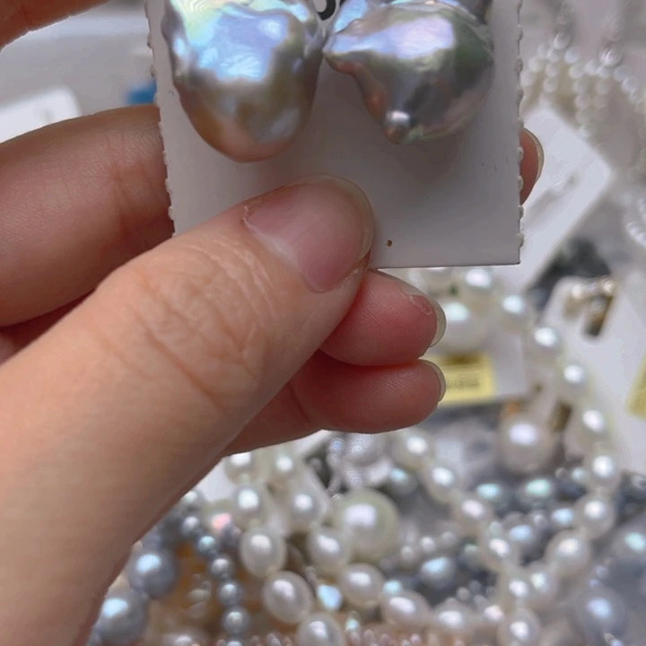 银S925镶嵌淡水珍珠吊坠