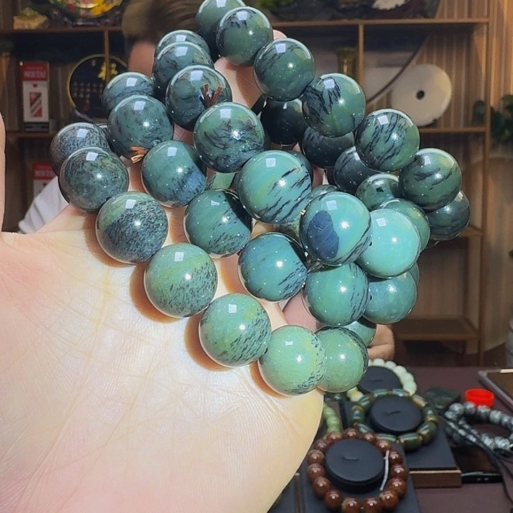 和田玉手串未镶嵌