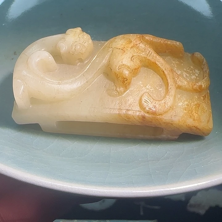 王***博瓷片富甲一方，富甲一方