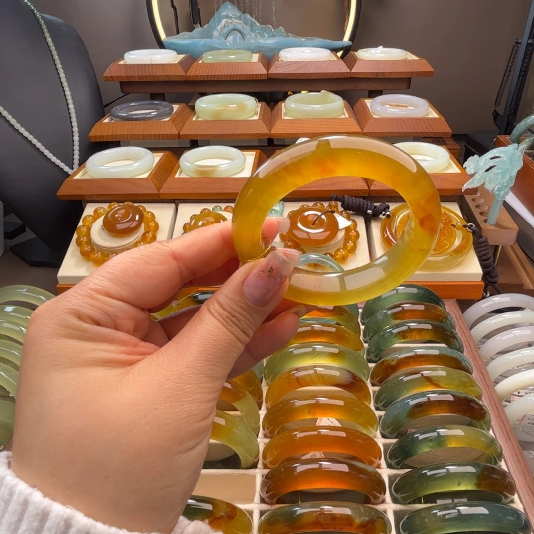 蛇纹石玉未镶嵌53-55