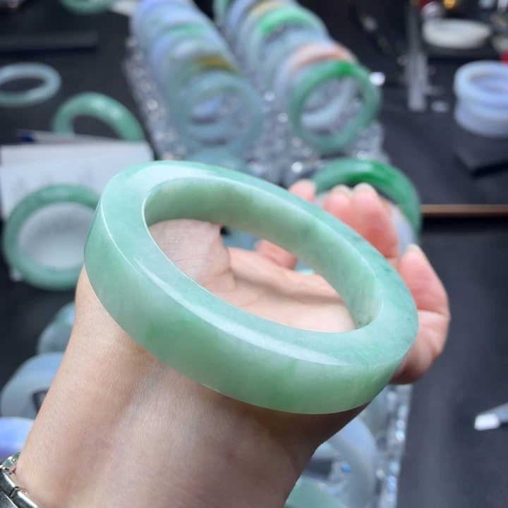 定制翡翠未镶嵌翡翠翡翠