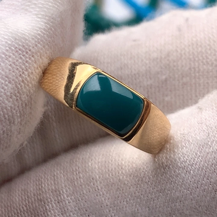 绿松石车挂18K金镶嵌