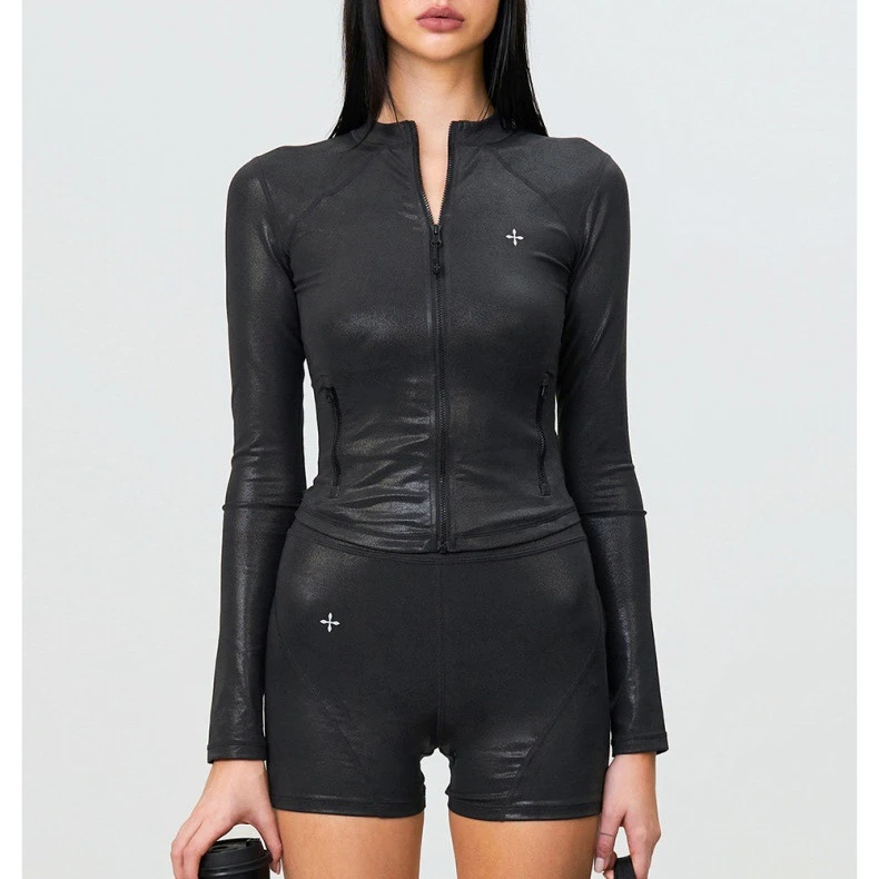 实拍未来动念修身外套健身弹力夹克潮人运动新款秋女紧身