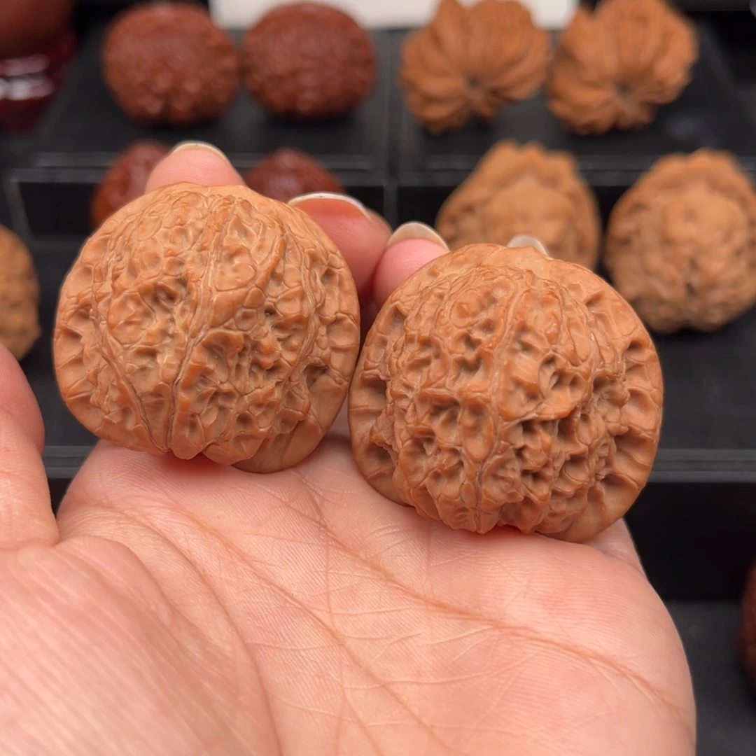 【闪购商品】吊坠文玩核桃原树血麒麟38全品
