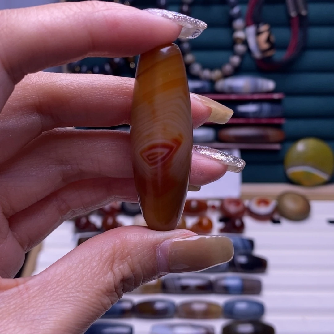晨****玛瑙/玉髓合金颈饰